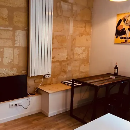 Mouneyra - Calmes Avec Parking - Centre *