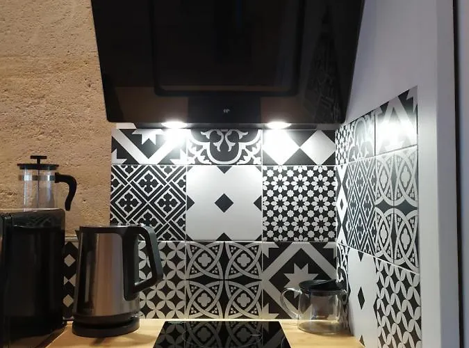 Mouneyra - Calmes Avec Parking - Centre Apartmán *