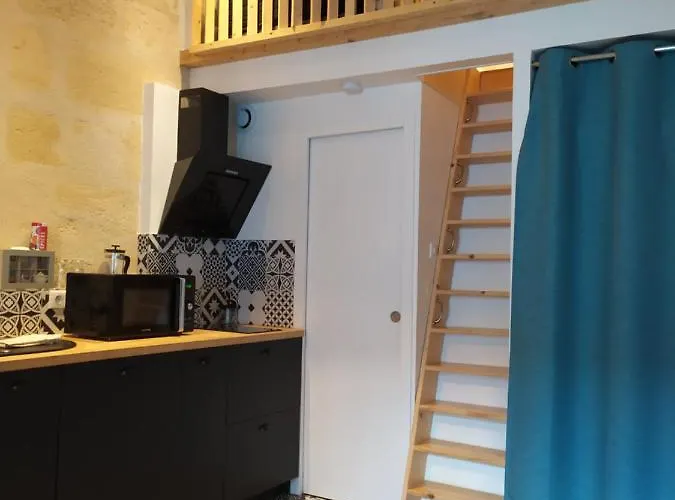 Mouneyra - Calmes Avec Parking - Centre Apartmán *