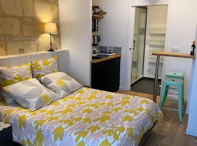 Mouneyra - Calmes Avec Parking - Centre Apartmán *