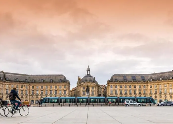 Mouneyra - Calmes Avec Parking - Centre Bordeaux