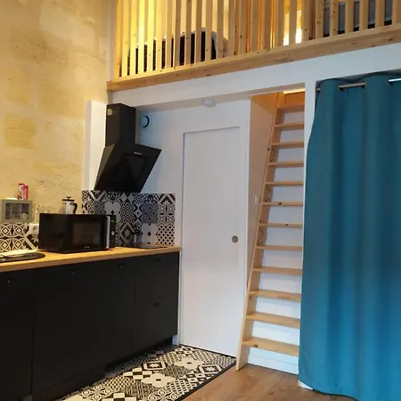 Les De La Mouneyra Apartment *