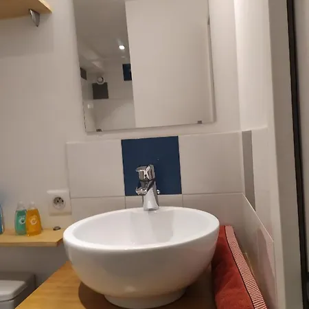 Les De La Mouneyra Apartment